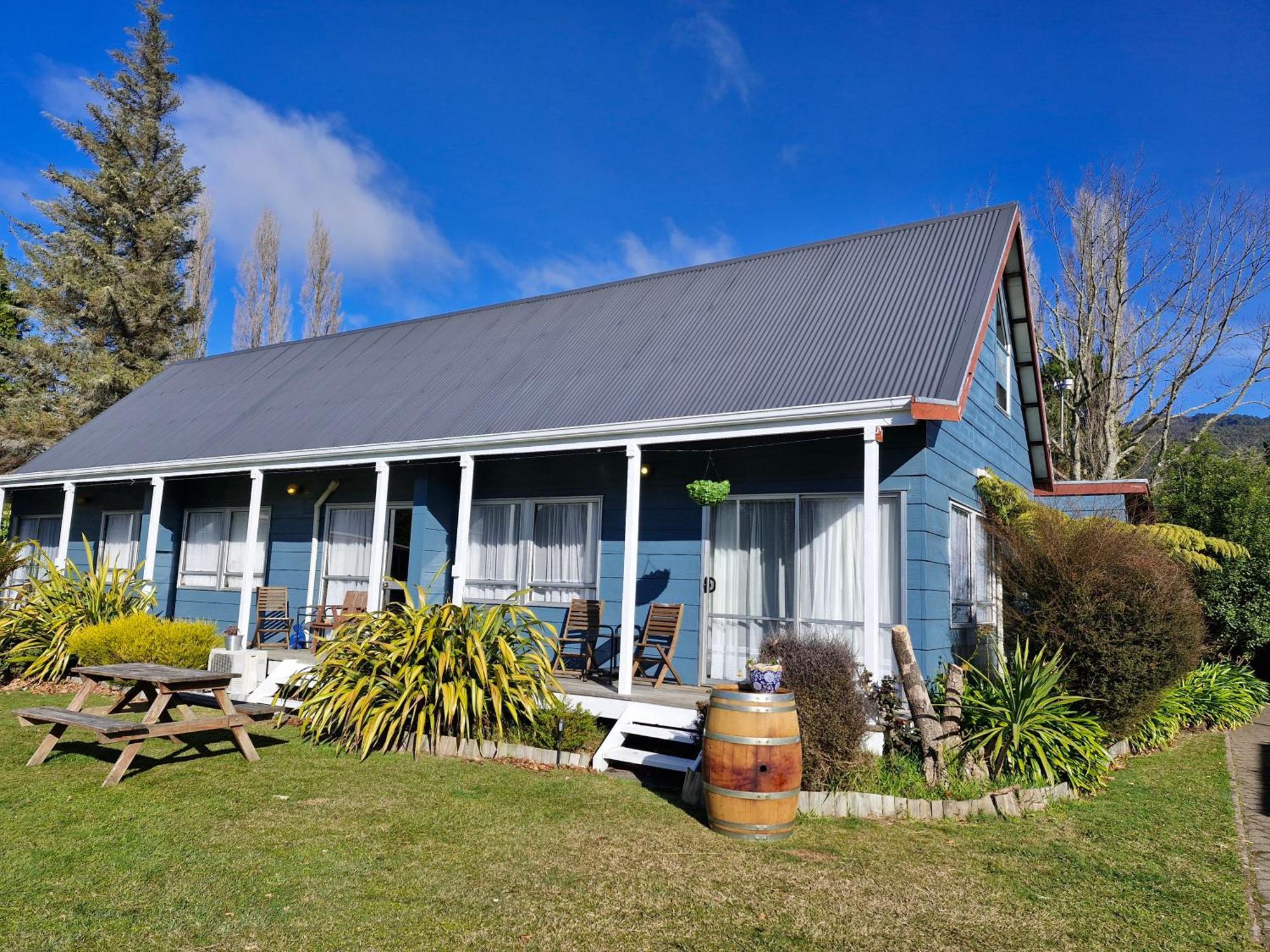 Tokaanu Lodge Motel Turangi Exterior photo